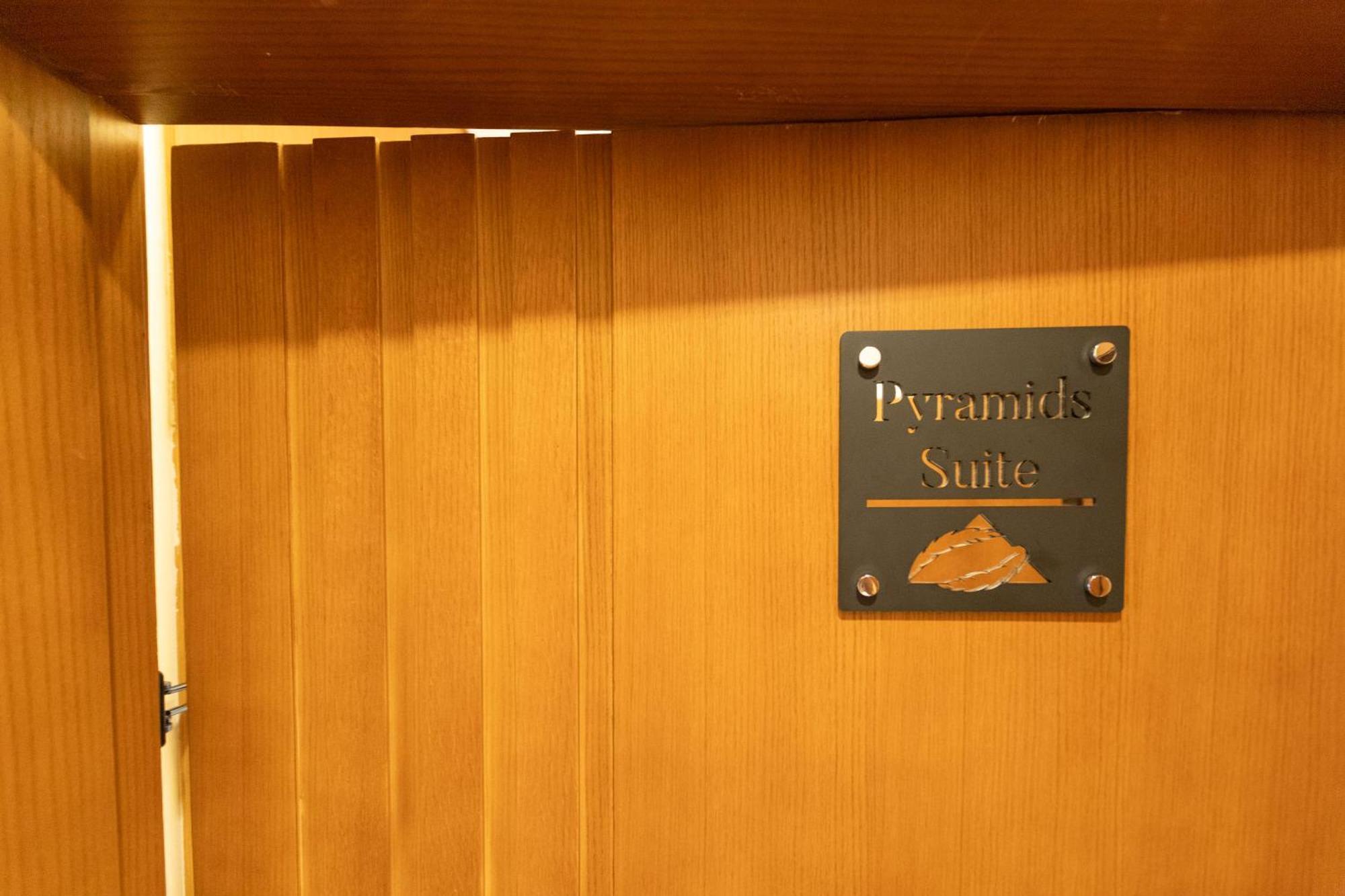 Galaxy Pyramids View Inn Kafret el-Gabal Exterior foto