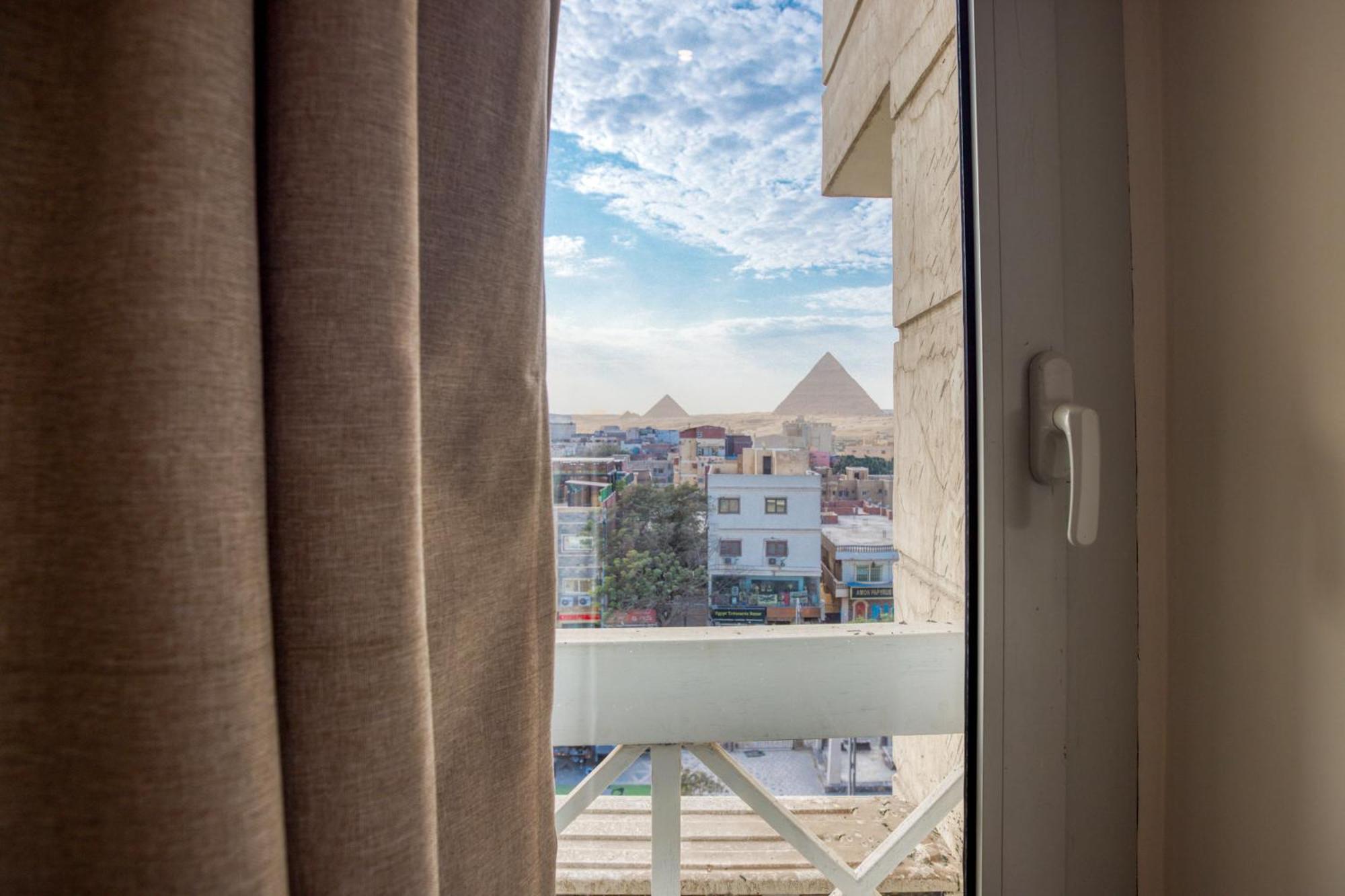 Galaxy Pyramids View Inn Kafret el-Gabal Exterior foto